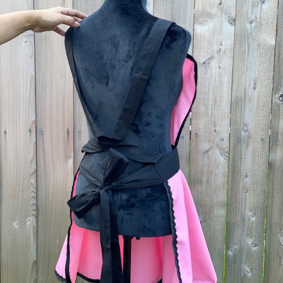 Custom made baker’s apron. - Picture 3 of 4